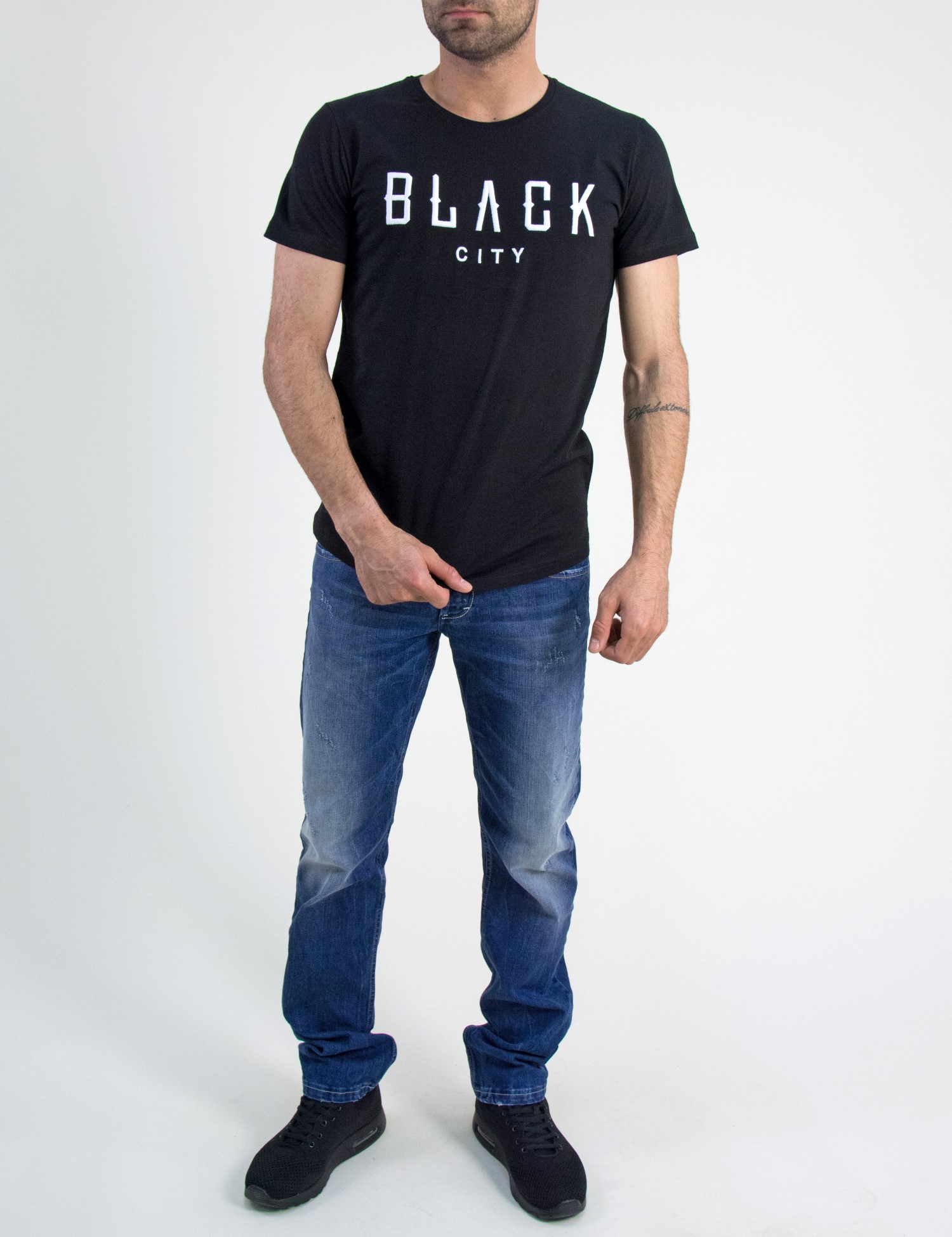 Ανδρική κοντομάνικη μπλούζα Madmext μαύρη κέντημα 2492
